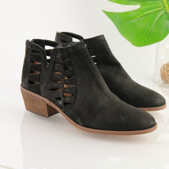 Vince Camuto Womens Peera Boot Size 9 Black Nubuck Cutouts Bootie Low Block Heel - Picture 11 of 12